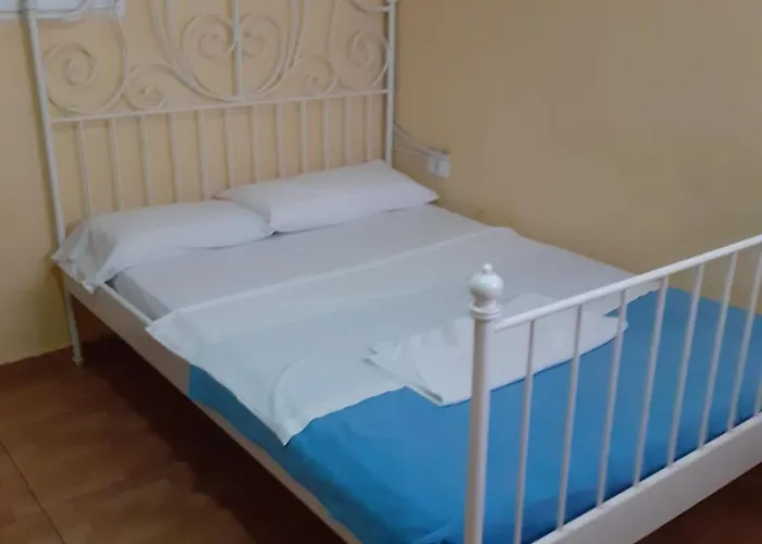 Tenerife Calle El Coronel Cristiano Хостел